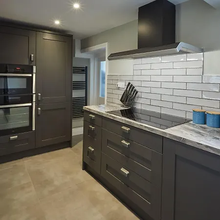 Host & - Arncliffe View بيت للعطل *