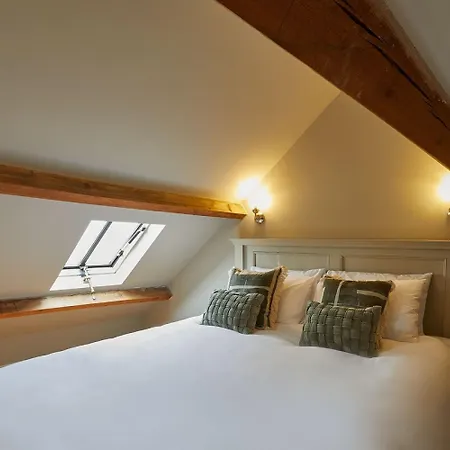 Host & - Arncliffe View *