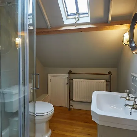 Feriehus Host & - Arncliffe View *